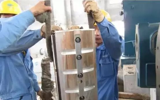 连杆瓦安装方法_连杆瓦片怎样装正确_连杆瓦的安装